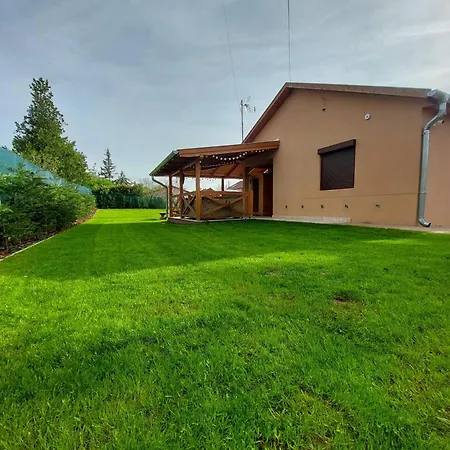 Denar Apartmanhaz Veresegyhaz