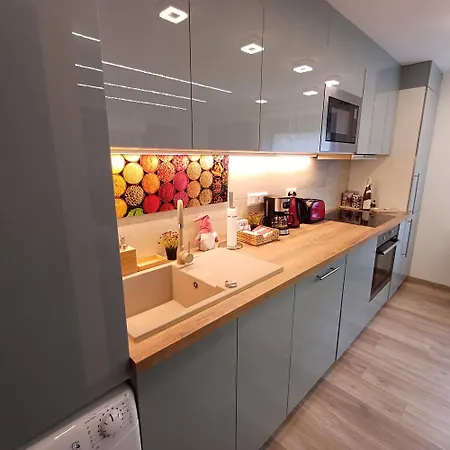 Apartment Denar Apartmanhaz Veresegyhaz